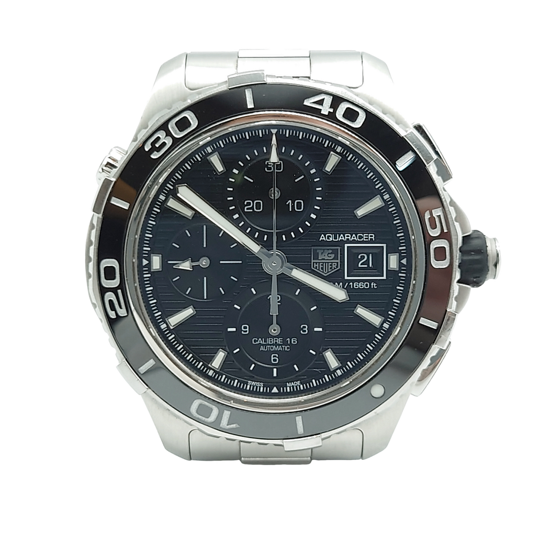 TAG Heuer - タグホイヤー TAGHeuer アクアレーサー クロノグラフ 時計 自動巻 オートマ 丸 黒文字盤 アナログ カレンダー シンプル シック 華やか 上品 エレガント 高級感 存在感 機能的 上質 ワンポイント シルバー ブラック SS ステンレススティール CAK2110 メンズ 【中古 B品】☆送料無料☆ 当店通常価格199800円