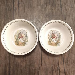 WEDGWOOD - 大皿 ウェッジウッド 白 サラダボウル 煮物の通販 by WEDGWOOD - 大皿 ウェッジウッド 白 サラダボウル 煮物の通販 by