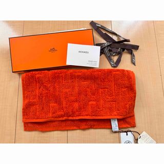 HERMES - 本日迄 エルメスハンカチの通販 by さっちゃん's shop HERMES - 本日迄 エルメスハンカチの通販 by さっちゃん's shop