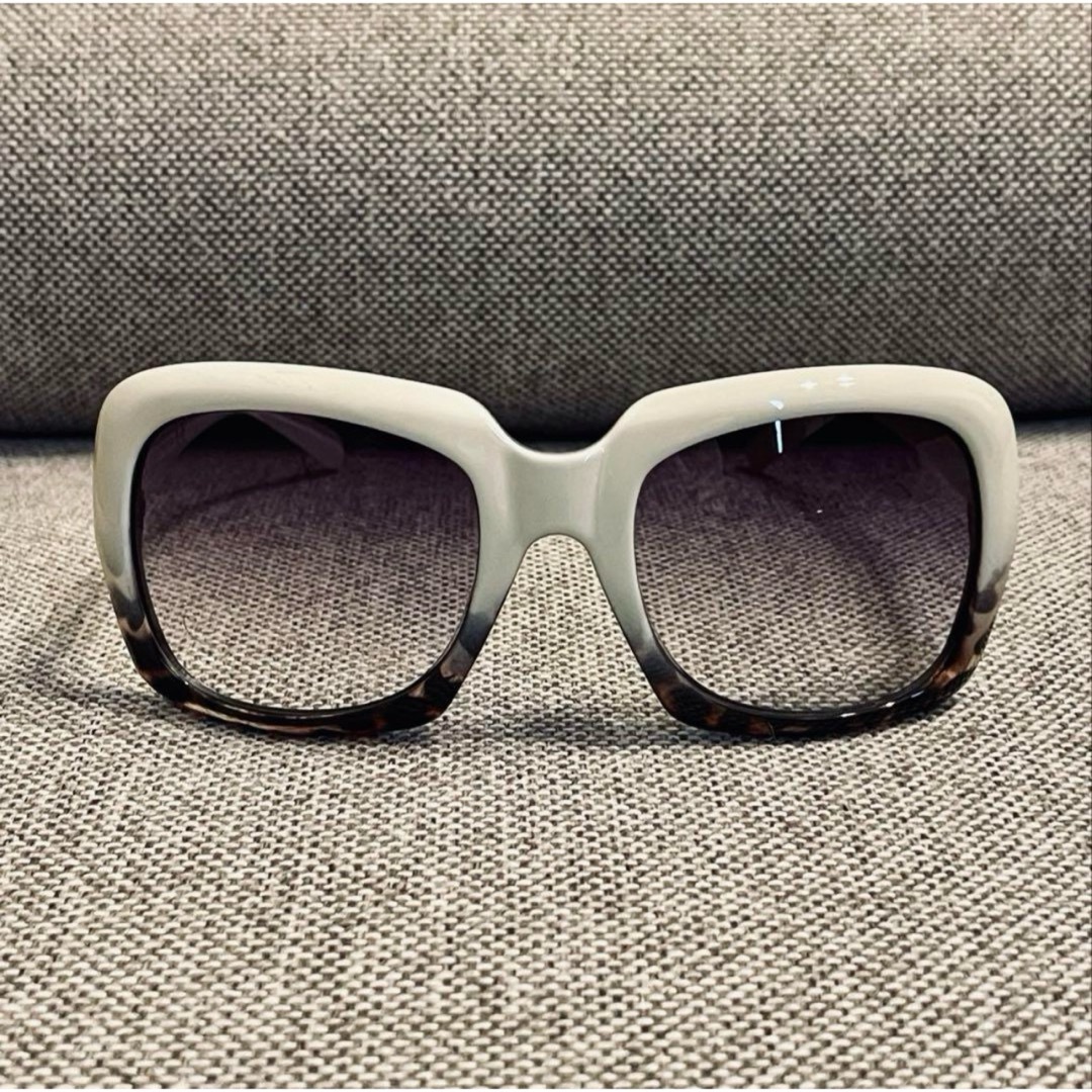 激レア GACKT着用風 パープル系 グラデーション サングラス 白 激レア GACKT着用風 パープル系 グラデーション サングラス 白