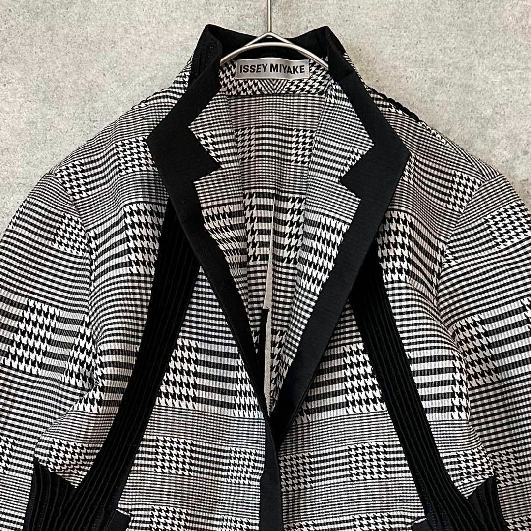 ISSEY MIYAKE - 未使用 ISSEY MIYAKE Tailored jacket 千鳥格子 ISSEY MIYAKE - 未使用 ISSEY MIYAKE Tailored jacket 千鳥格子