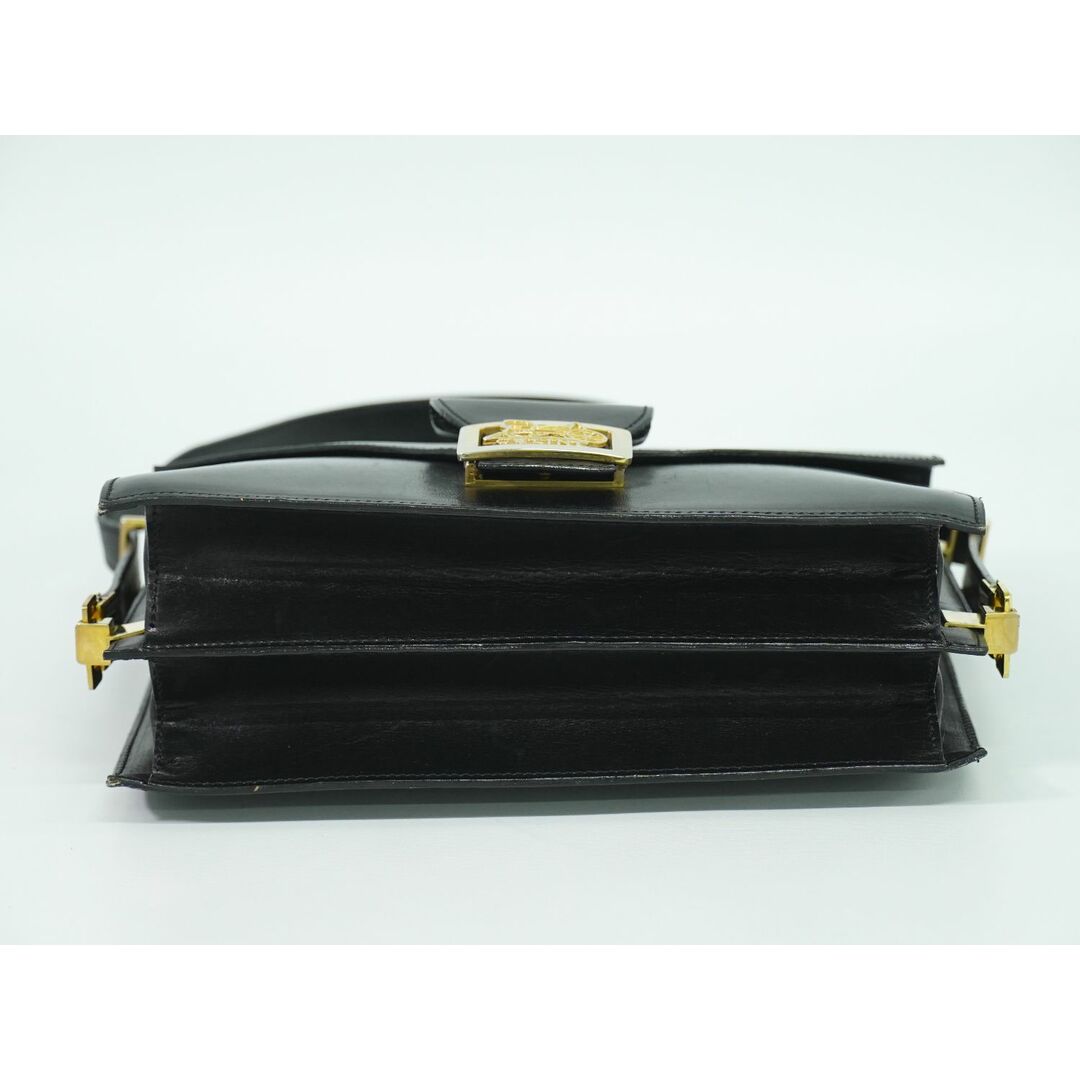 CELINE - 本物 セリーヌ CELINE 馬車金具 ショルダーバッグ CELINE - 本物 セリーヌ CELINE 馬車金具 ショルダーバッグ