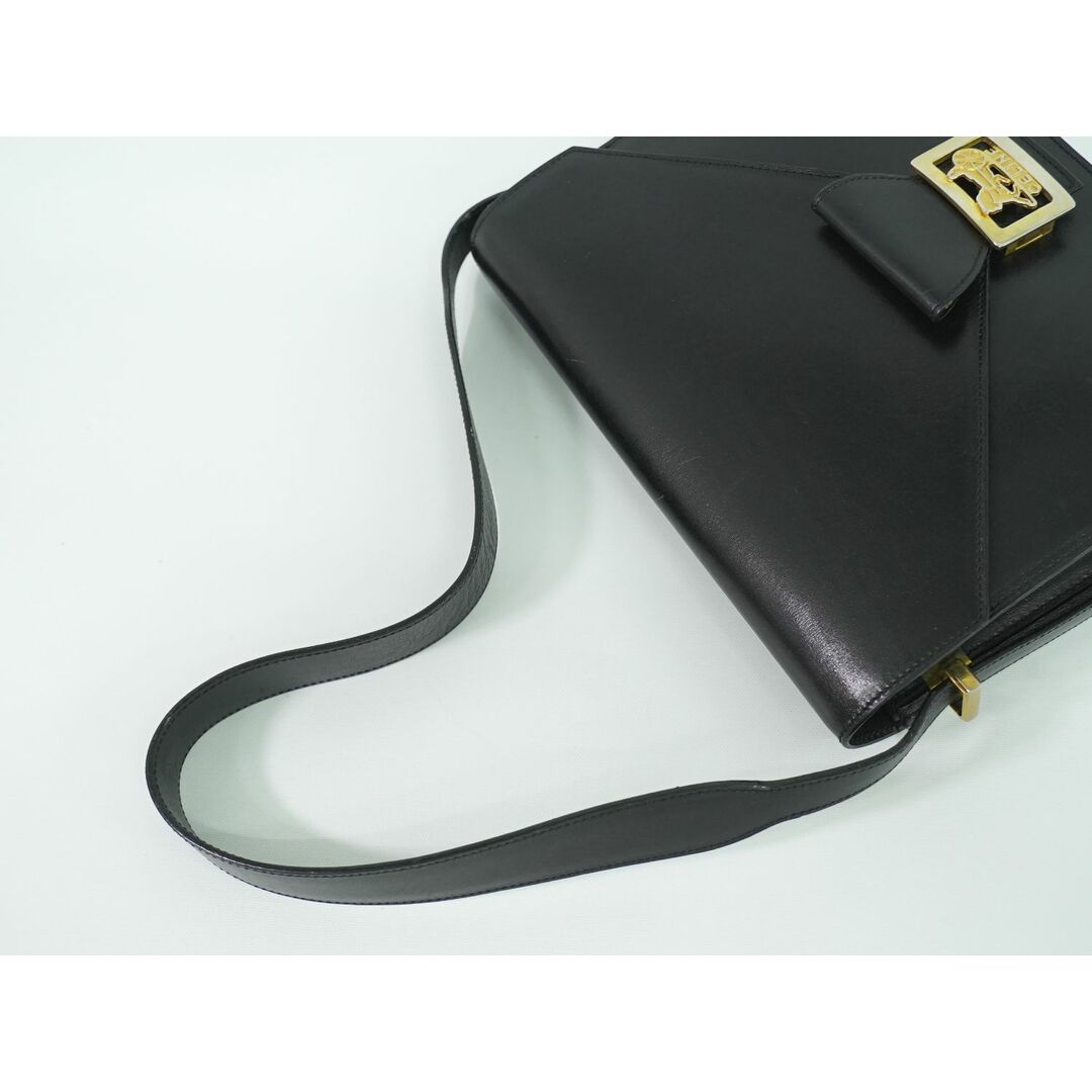 CELINE - 本物 セリーヌ CELINE 馬車金具 ショルダーバッグ CELINE - 本物 セリーヌ CELINE 馬車金具 ショルダーバッグ