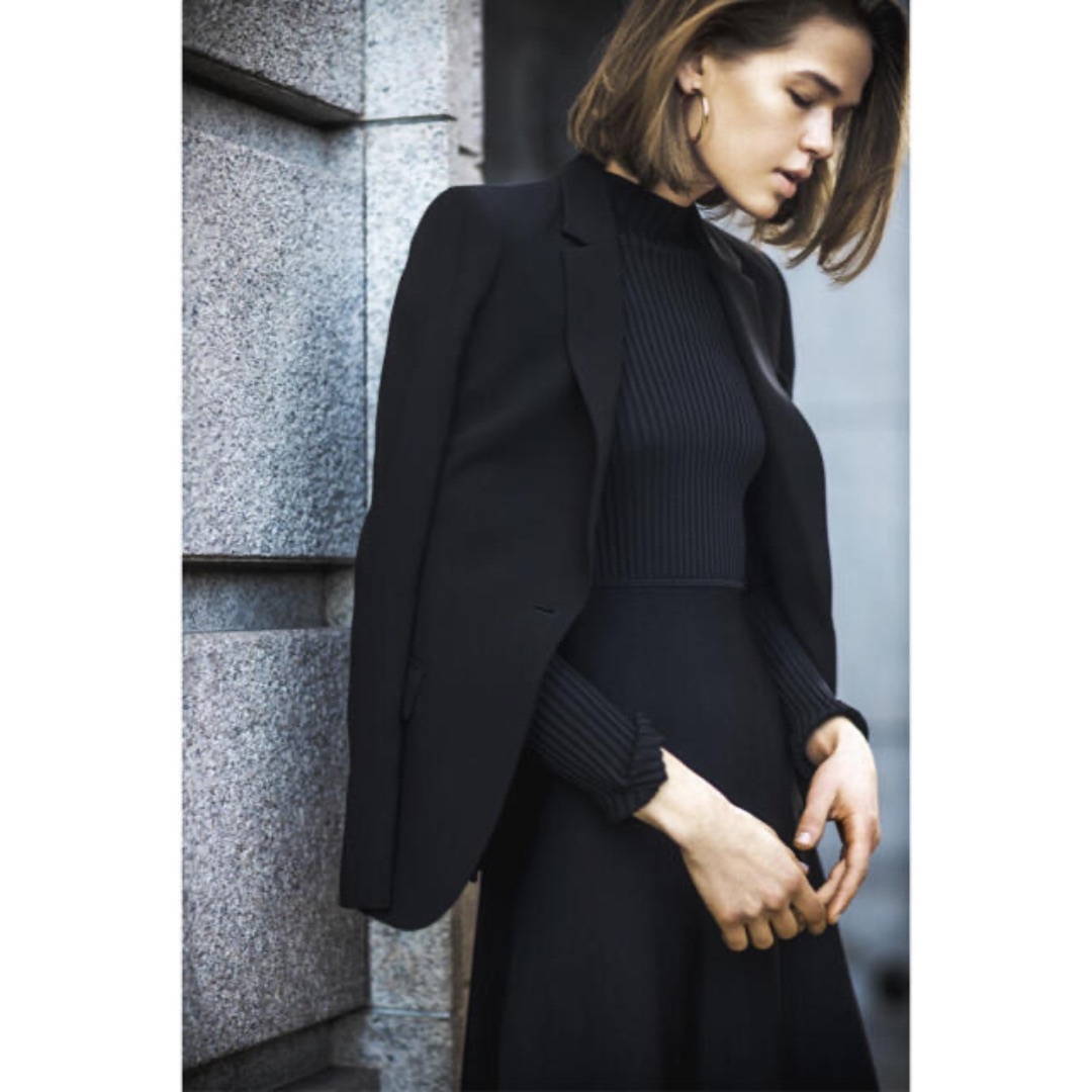 Theory - theory テーラードジャケット×ワンピース スーツ 黒 の Theory - theory テーラードジャケット×ワンピース スーツ 黒 の