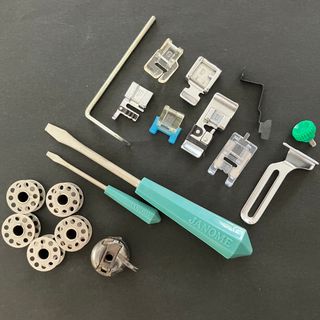 JANOME - 昭和レトロ 古道具 ボビンケース ジャノメミシン付属品 アンティーク トピアA
