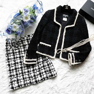 CHANEL(スーツ ・ ブラック/黒色系)のフリマアイテム一覧 CHANEL(スーツ ・ ブラック/黒色系)のフリマアイテム一覧