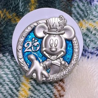Disney - 【美品】東京ディズニーランド25周年記念缶バッチ Disney - 【美品】東京ディズニーランド25周年記念缶バッチ