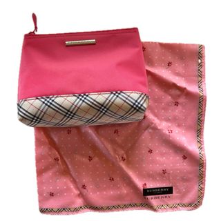 BURBERRY - レア BURBERRY バーバリー ハンカチ 女の子柄 刺繍 BURBERRY - レア BURBERRY バーバリー ハンカチ 女の子柄 刺繍