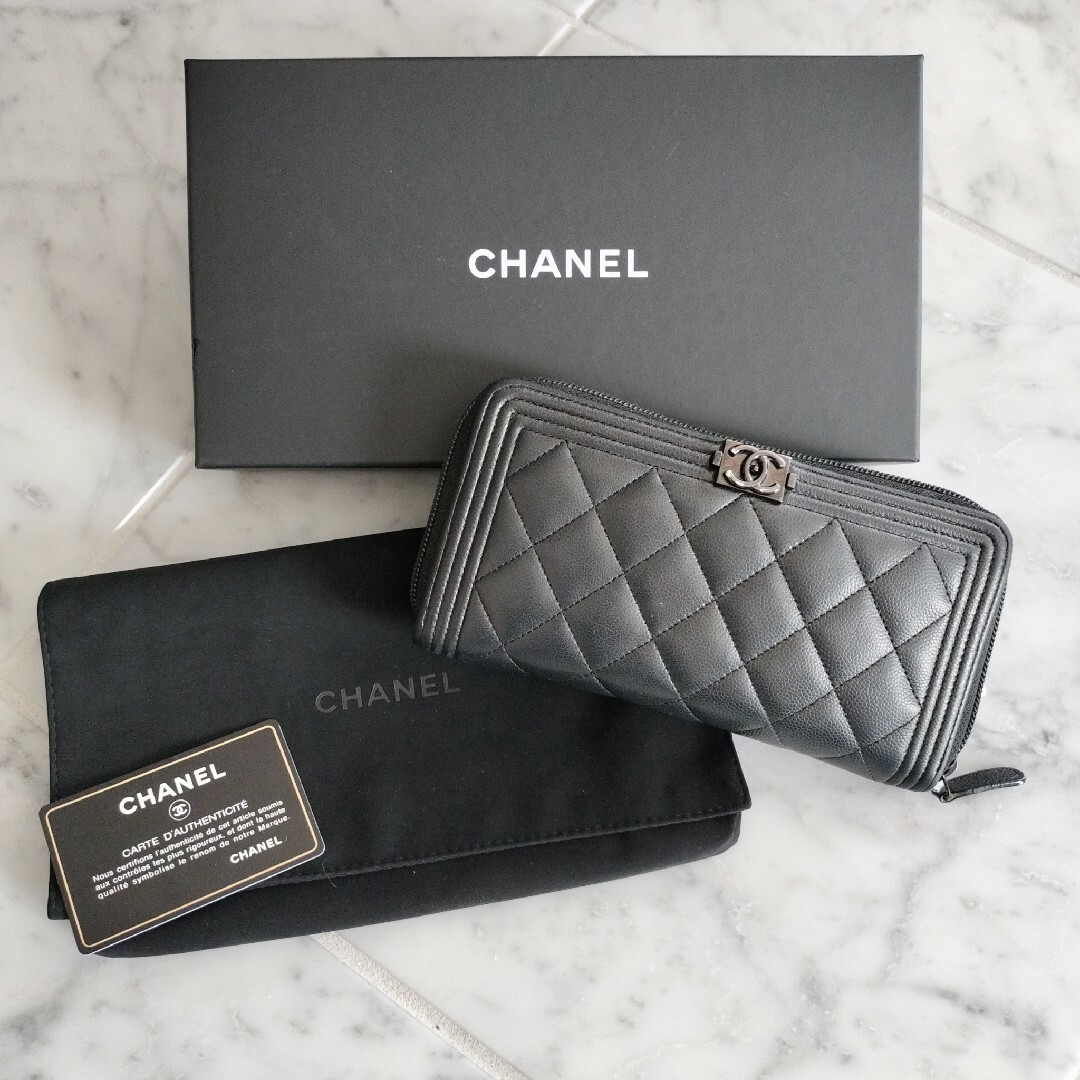 CHANEL - CHANEL ボーイシャネル ラウンドファスナー 長財布 CHANEL - CHANEL ボーイシャネル ラウンドファスナー 長財布