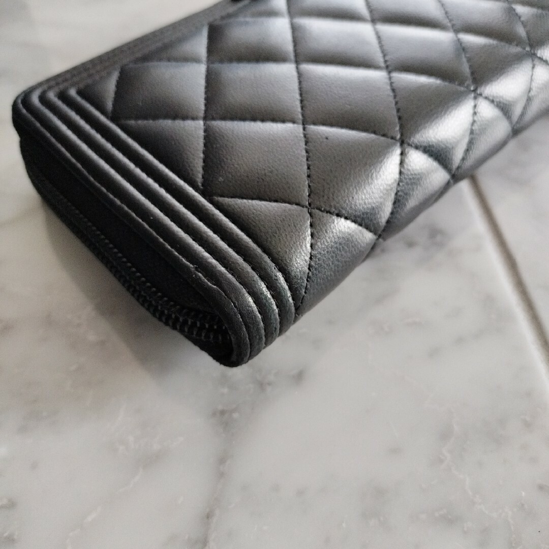 CHANEL - CHANEL ボーイシャネル ラウンドファスナー 長財布 CHANEL - CHANEL ボーイシャネル ラウンドファスナー 長財布