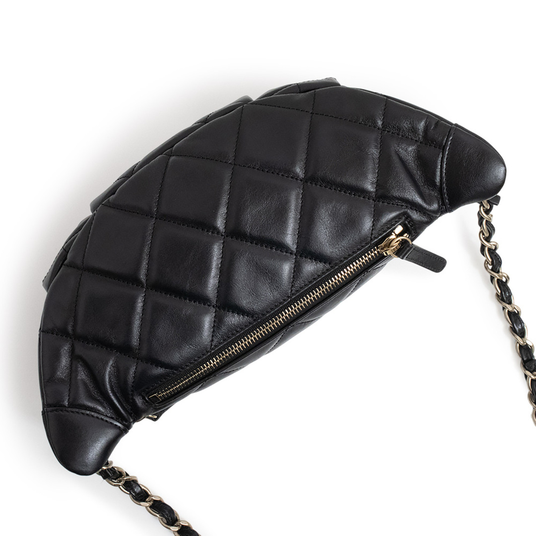 CHANEL - シャネル マトラッセ ココマーク ショルダー 斜め掛け CHANEL - シャネル マトラッセ ココマーク ショルダー 斜め掛け