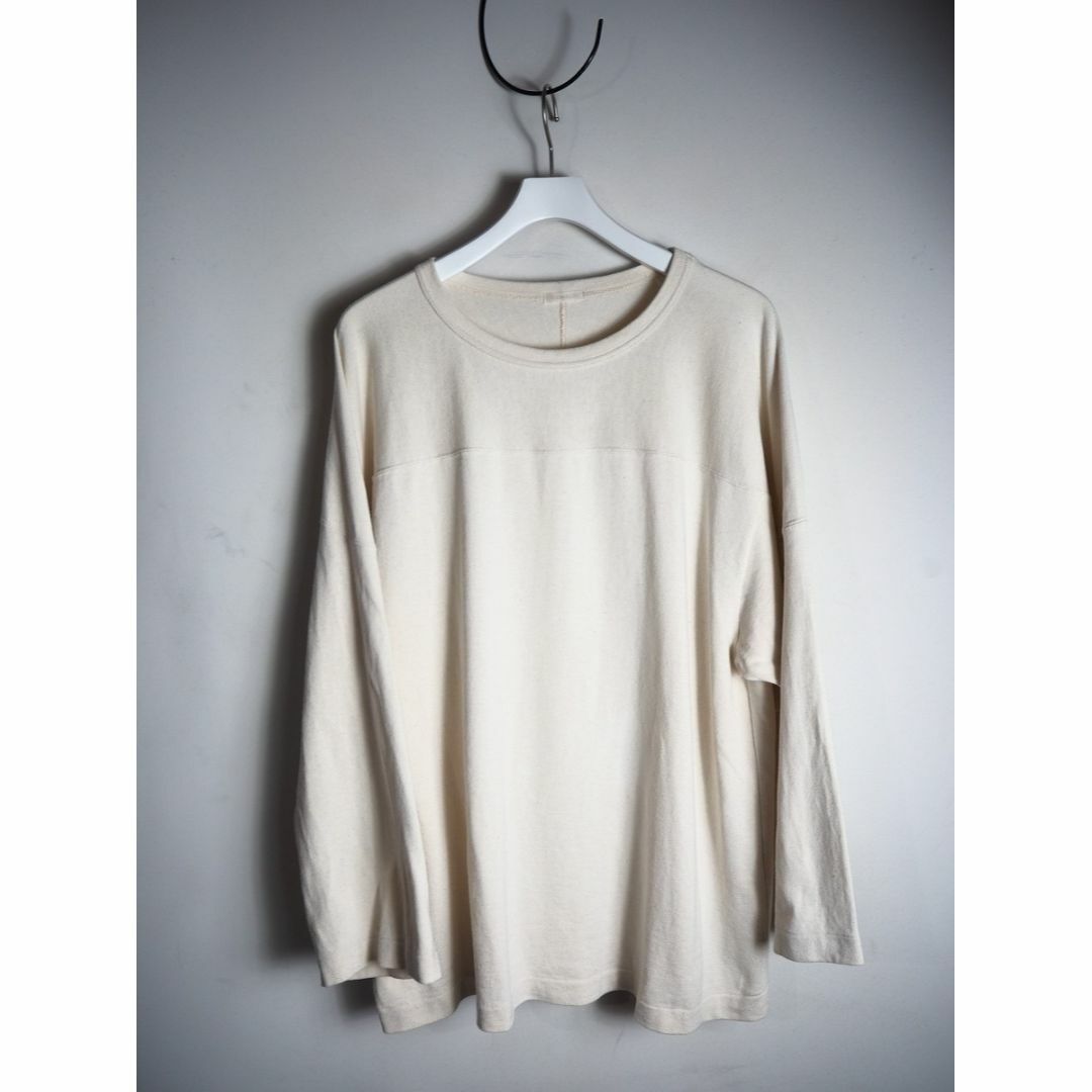 COMOLI - 美品 COMOLI フットボール 長袖 カットソー エクリュ COMOLI - 美品 COMOLI フットボール 長袖 カットソー エクリュ
