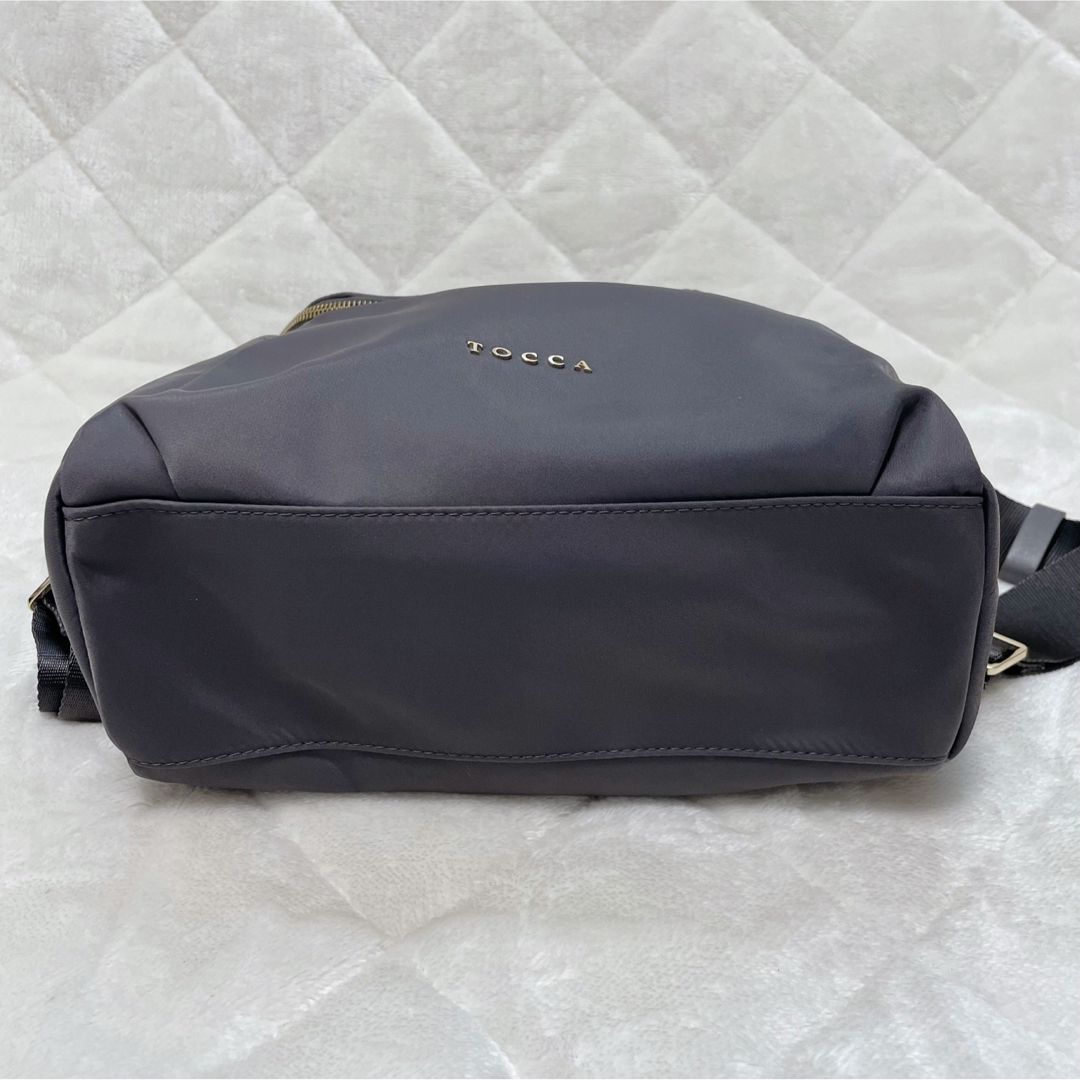 TOCCA - ✨極美品✨TOCCA TETRA BACKPACK L リュックサック Lの TOCCA - ✨極美品✨TOCCA TETRA BACKPACK L リュックサック Lの