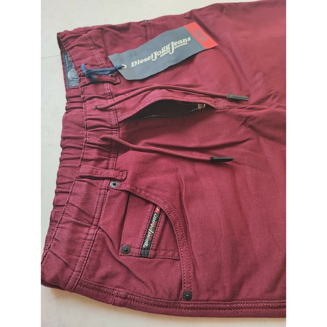 DIESEL - 新品 DIESEL W28 ショート ハーフ パンツ デニム DIESEL - 新品 DIESEL W28 ショート ハーフ パンツ デニム