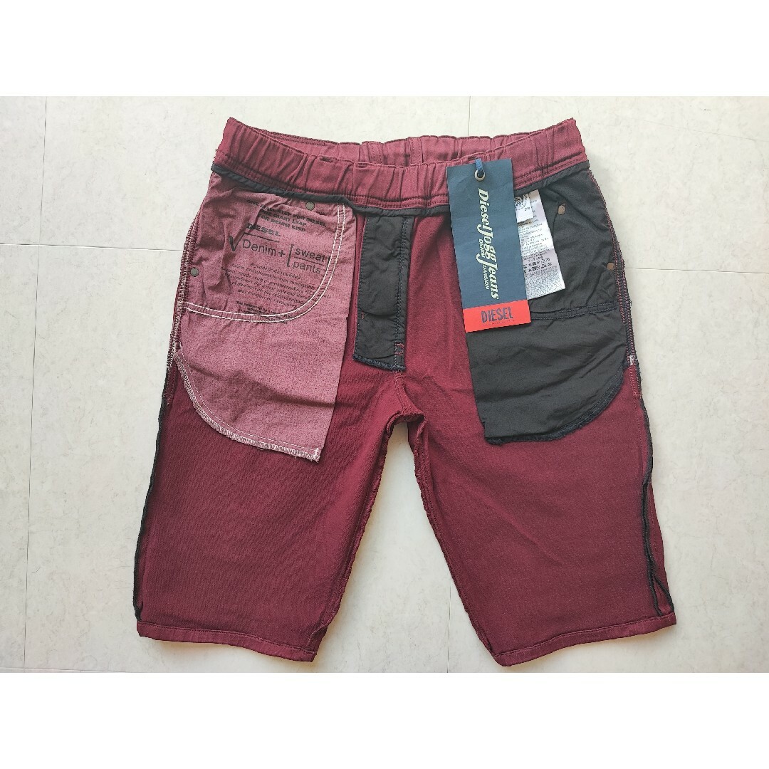 DIESEL - 新品 DIESEL W28 ショート ハーフ パンツ デニム DIESEL - 新品 DIESEL W28 ショート ハーフ パンツ デニム