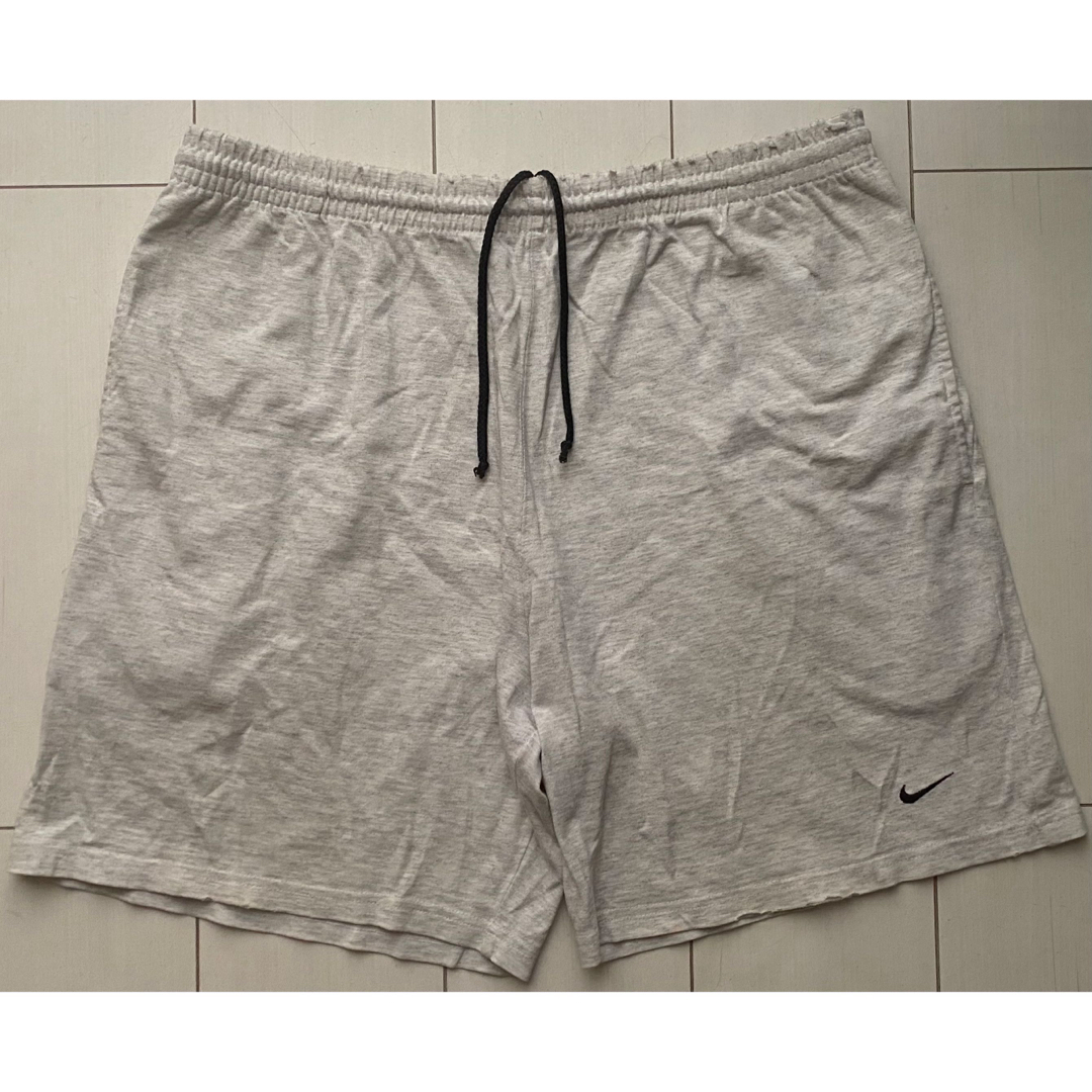 NIKE - 00s nike ナイキ 刺繍 ショート ハーフ パンツ XL グレー NIKE - 00s nike ナイキ 刺繍 ショート ハーフ パンツ XL グレー