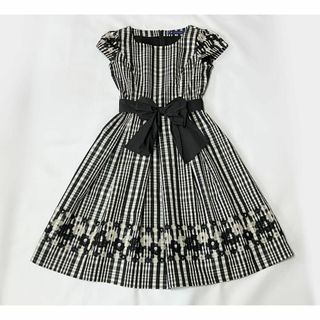 M'S GRACY - エムズグレイシーカタログ掲載フラワーワンピース白 M'S GRACY - エムズグレイシーカタログ掲載フラワーワンピース白