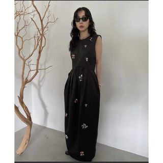 Ameri VINTAGE - UND RENEE CUTWORK DRESS BLACKの通販 by Ameri VINTAGE - UND RENEE CUTWORK DRESS BLACKの通販 by