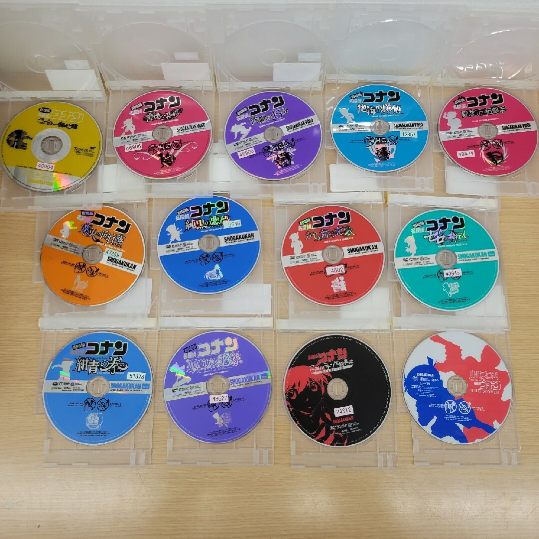 名探偵コナン - 中古品 劇場版 名探偵コナン まとめ 13枚 セット 名探偵コナン - 中古品 劇場版 名探偵コナン まとめ 13枚 セット