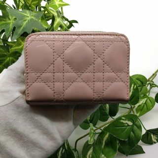 Christian Dior(名刺入れ/定期入れ ・ ピンク/桃色系)のフリマ Christian Dior(名刺入れ/定期入れ ・ ピンク/桃色系)のフリマ