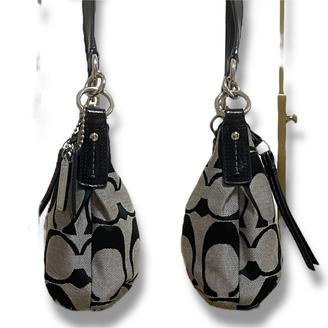 COACH - 良品 コーチ ショルダーバッグ アクセサリーポーチ COACH - 良品 コーチ ショルダーバッグ アクセサリーポーチ