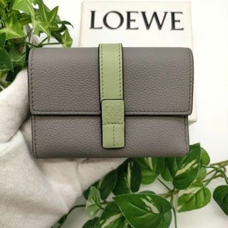 LOEWE(財布)のフリマアイテム一覧 LOEWE(財布)のフリマアイテム一覧