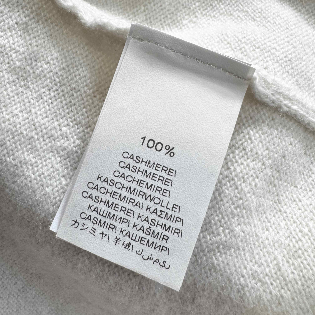 BRUNELLO CUCINELLI - P88☆極美品☆極上カシミヤ100% Vネック BRUNELLO CUCINELLI - P88☆極美品☆極上カシミヤ100% Vネック