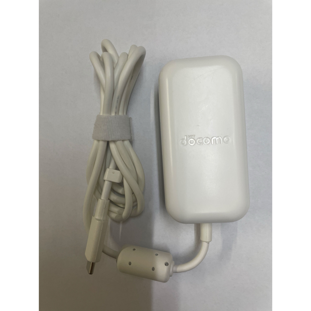 NTTdocomo - iPhone16対応ドコモ純正ACアダプタ07QUICK高速充電 NTTdocomo - iPhone16対応ドコモ純正ACアダプタ07QUICK高速充電