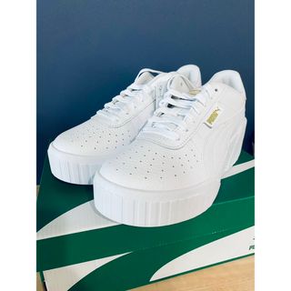 PUMA - Snow Man PUMA スニーカー 目黒蓮 阿部亮平着用モデルの PUMA - Snow Man PUMA スニーカー 目黒蓮 阿部亮平着用モデルの