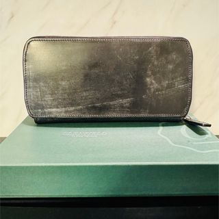 BERLUTI - ベルルッティ 希少 ホワイト 長財布の通販 by 嵐 BERLUTI - ベルルッティ 希少 ホワイト 長財布の通販 by 嵐