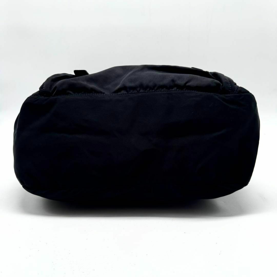 PRADA - 【極美品・現行類似】プラダ メッセンジャーバッグ PRADA - 【極美品・現行類似】プラダ メッセンジャーバッグ