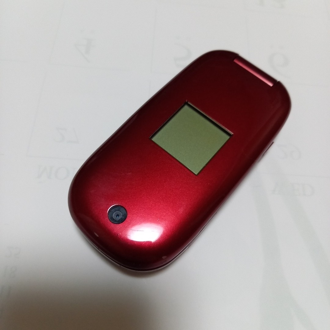 NTTdocomo - らくらくホン ベーシックⅡ F-07A 携帯電話 NTTdocomo - らくらくホン ベーシックⅡ F-07A 携帯電話