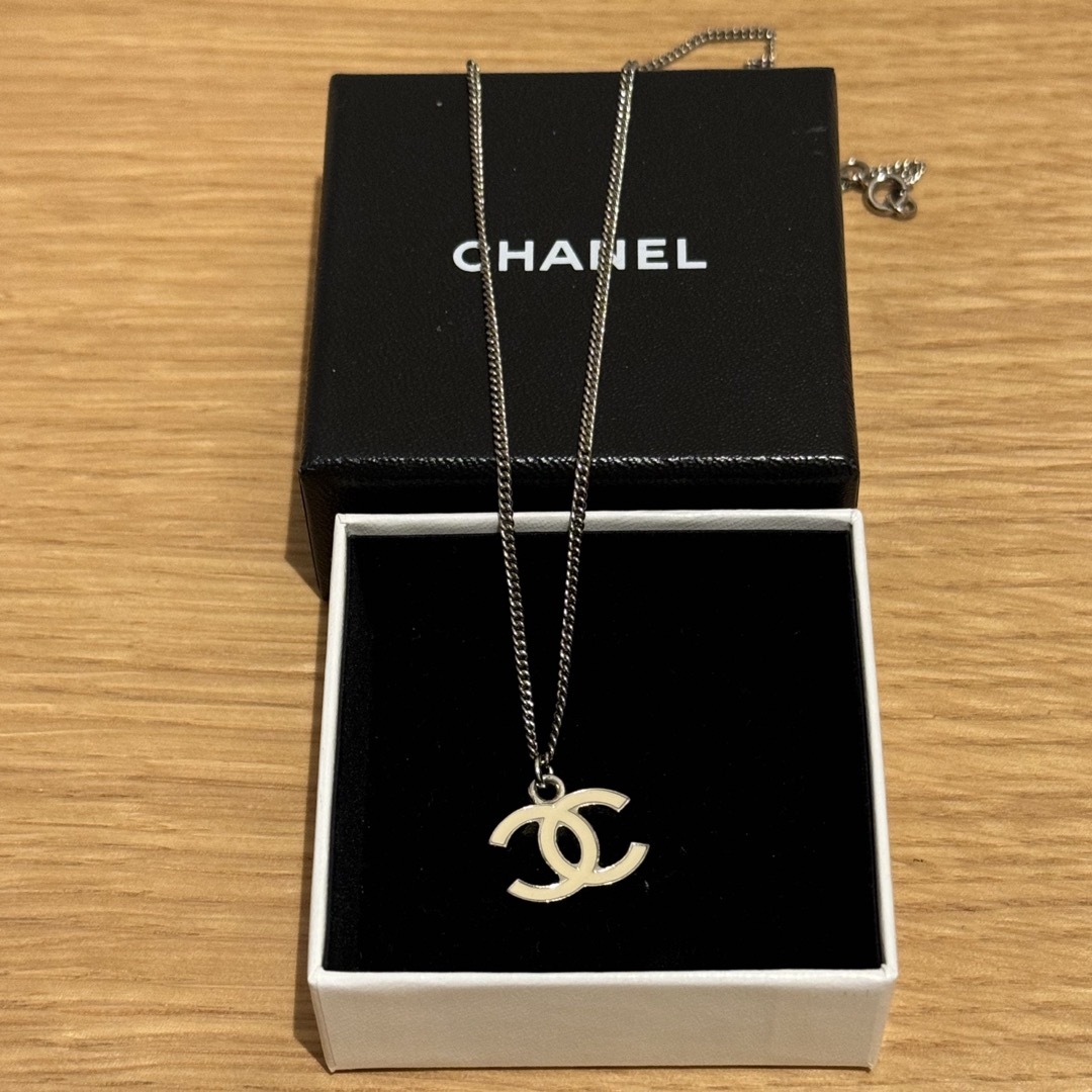 CHANEL - CHANEL シャネル ココマーク ネックレス シルバー CHANEL - CHANEL シャネル ココマーク ネックレス シルバー