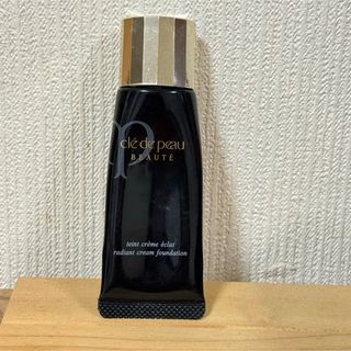 クレ・ド・ポー ボーテ - タンクレームエクラn オークル10 クレ・ド・ポー ボーテ - タンクレームエクラn オークル10