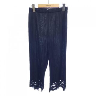PLEATS PLEASE ISSEY MIYAKE(パンツ ・ ブラック/黒色系)の PLEATS PLEASE ISSEY MIYAKE(パンツ ・ ブラック/黒色系)の