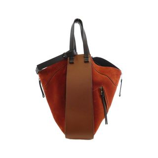 LOEWE(スエード ・ ハンドバッグ)のフリマアイテム一覧 LOEWE(スエード ・ ハンドバッグ)のフリマアイテム一覧