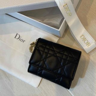 CHANEL - 美品❤ CHANEL シャネル 希少 レア ラウンド 長財布 CHANEL - 美品❤ CHANEL シャネル 希少 レア ラウンド 長財布