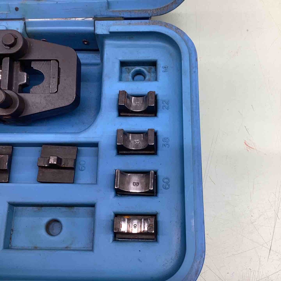 ◇泉精器(IZUMI) 手動油圧式圧着工具 9H-60【越谷店】の通販 by ◇泉精器(IZUMI) 手動油圧式圧着工具 9H-60【越谷店】の通販 by