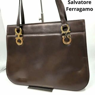 Salvatore Ferragamo - 美品♡大容量♡ガンチーニ♡カーフレザー Salvatore Ferragamo - 美品♡大容量♡ガンチーニ♡カーフレザー