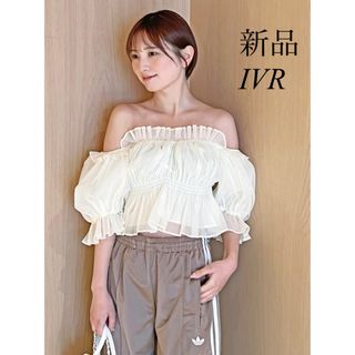 SNIDEL(トップス ・ ブルー・ネイビー/青色系)のフリマ SNIDEL(トップス ・ ブルー・ネイビー/青色系)のフリマ