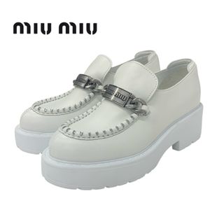 MIU MIU(ローファー/革靴)のフリマアイテム一覧 MIU MIU(ローファー/革靴)のフリマアイテム一覧