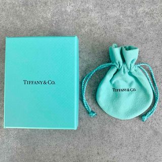 Tiffany & Co.(ショップ袋)のフリマアイテム一覧 Tiffany & Co.(ショップ袋)のフリマアイテム一覧