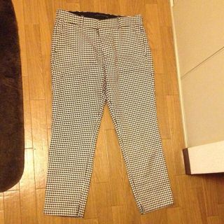 ザラ(ZARA)のザラウーマン千鳥パンツ着画あり(クロップドパンツ)