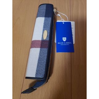 BLUE LABEL CRESTBRIDGE(ポーチ)のフリマアイテム一覧 BLUE LABEL CRESTBRIDGE(ポーチ)のフリマアイテム一覧