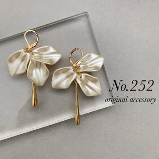 イニシャルオブジェ ミッキーミニーの通販 by yupii's shop|ラクマ イニシャルオブジェ ミッキーミニーの通販 by yupii's shop|ラクマ
