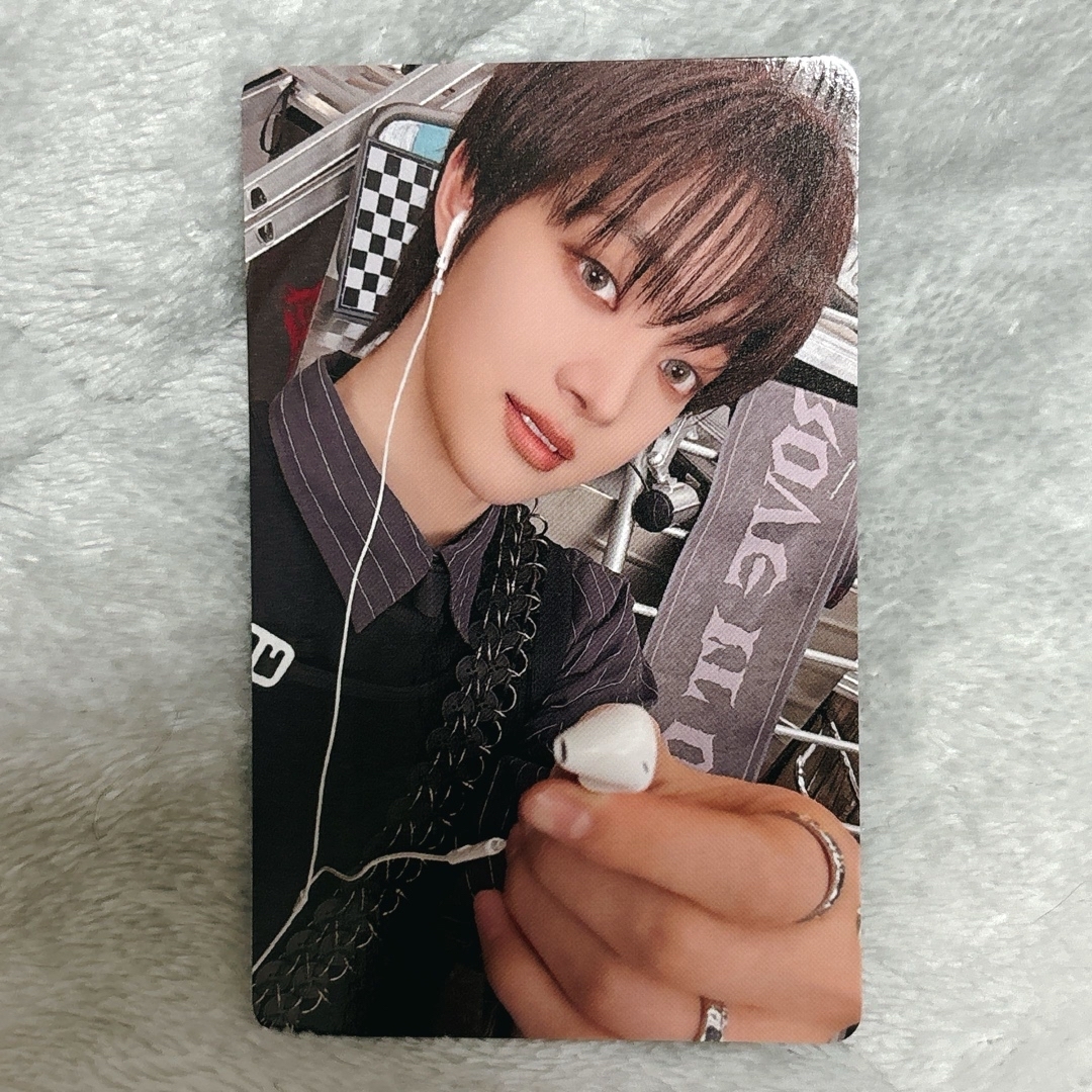 &TEAM(エンティーム)の&TEAM Go in Blind (月狼) トレカ EJ エンタメ/ホビーのタレントグッズ(アイドルグッズ)の商品写真