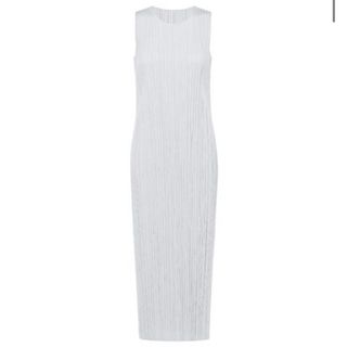 PLEATS PLEASE ISSEY MIYAKE(ワンピース ・ グレー/灰色系)の PLEATS PLEASE ISSEY MIYAKE(ワンピース ・ グレー/灰色系)の