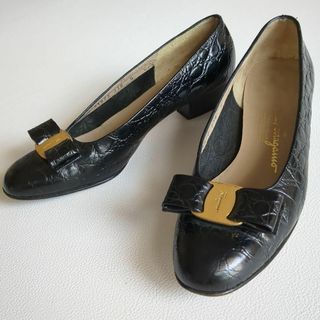 FERRAGAMOのフリマアイテム一覧 FERRAGAMOのフリマアイテム一覧