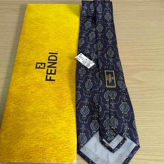 FENDI(ネクタイ)のフリマアイテム一覧 FENDI(ネクタイ)のフリマアイテム一覧