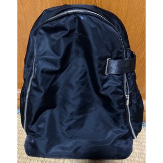 ZUCCa - ズッカ エンボスバッグ リュック シルバーの通販 by ZUCCa - ズッカ エンボスバッグ リュック シルバーの通販 by
